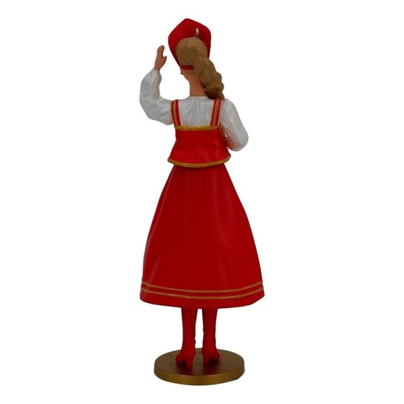 Hallmark Keepsake Ornament Barbie (Russian Barbie) Dolls of the World Series #4 - Picture 2 of 10